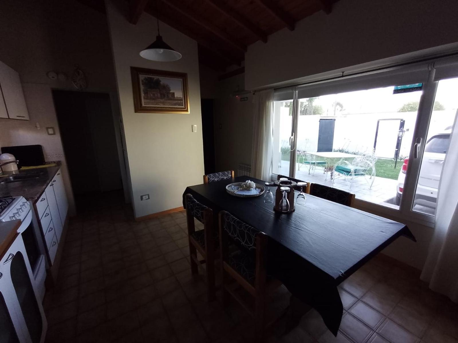 La Laguna - Casa Familiar A 5 Cuadras De La Playa. * Puerto Madryn